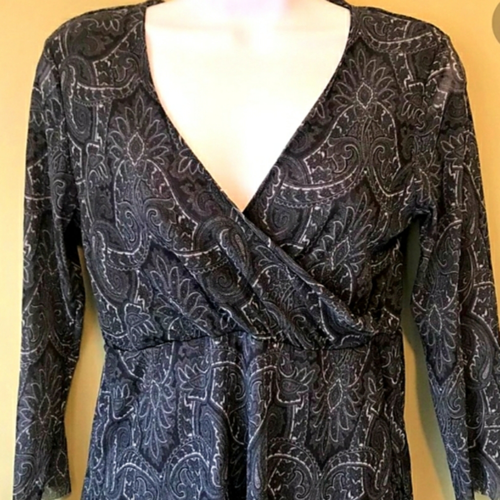 johnny heaven Dark Greenish Gray Wrap Paisley Top